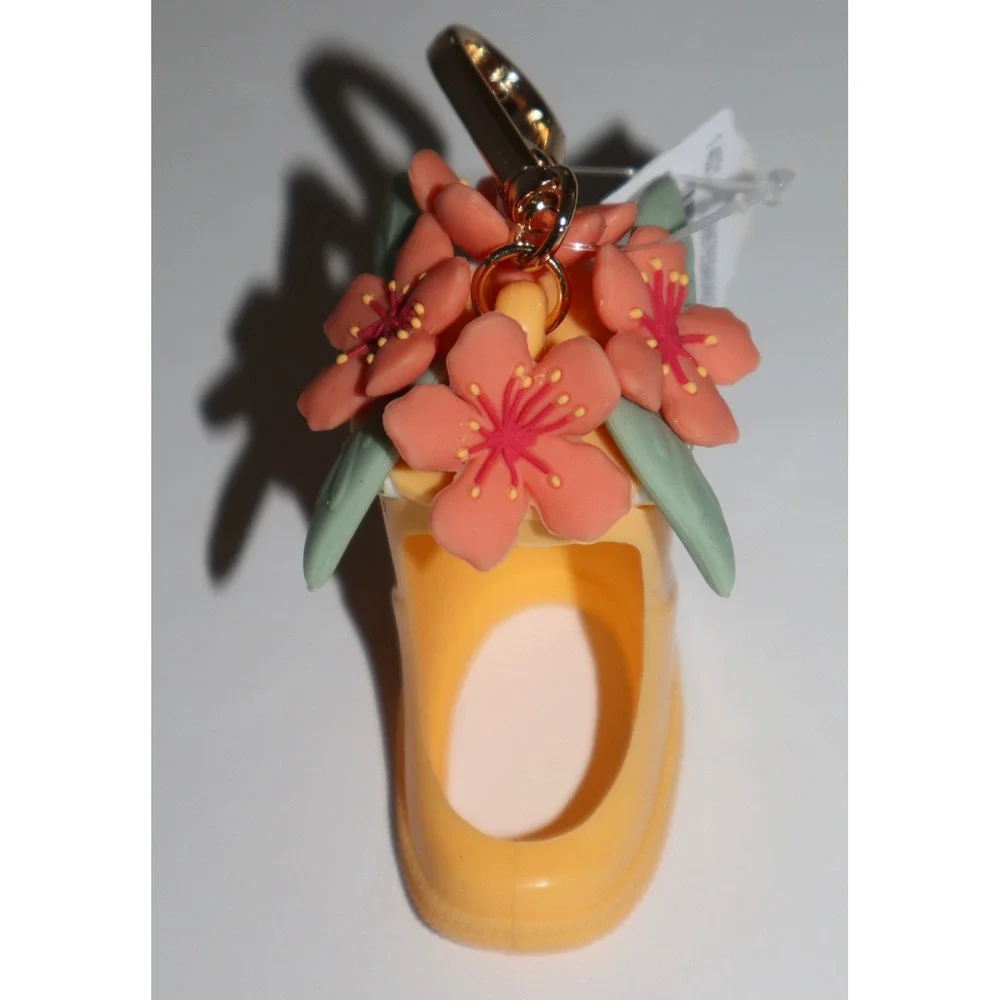 Vera Bradley x Bath & Body Works Yellow Rain Boot Flower PocketBac Holder NWT - Picture 4 of 9